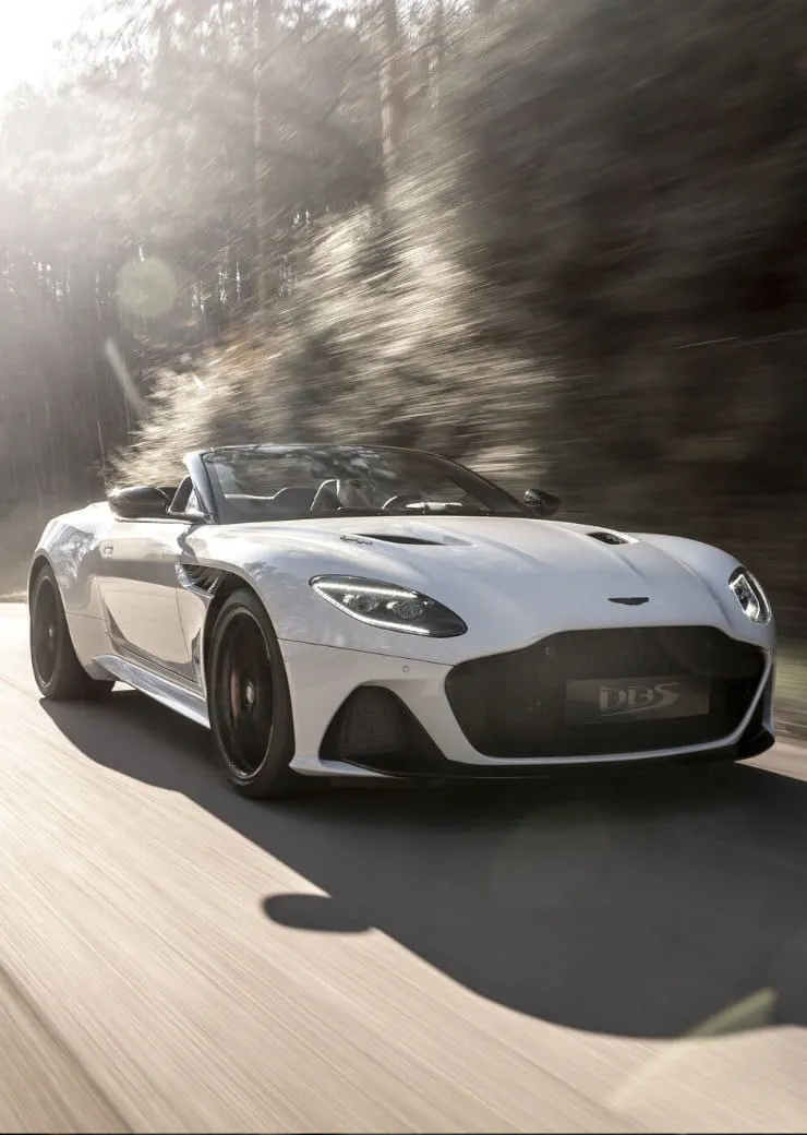 Vehicle gallery image 17