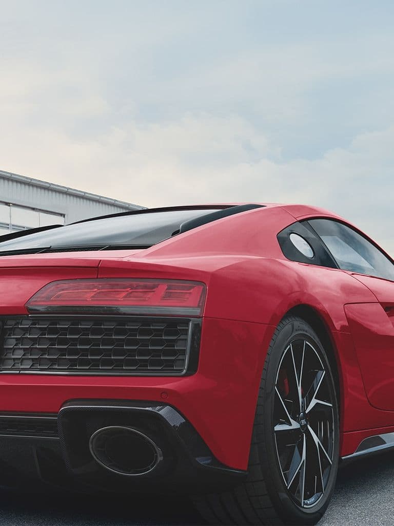 Vehicle gallery image 2