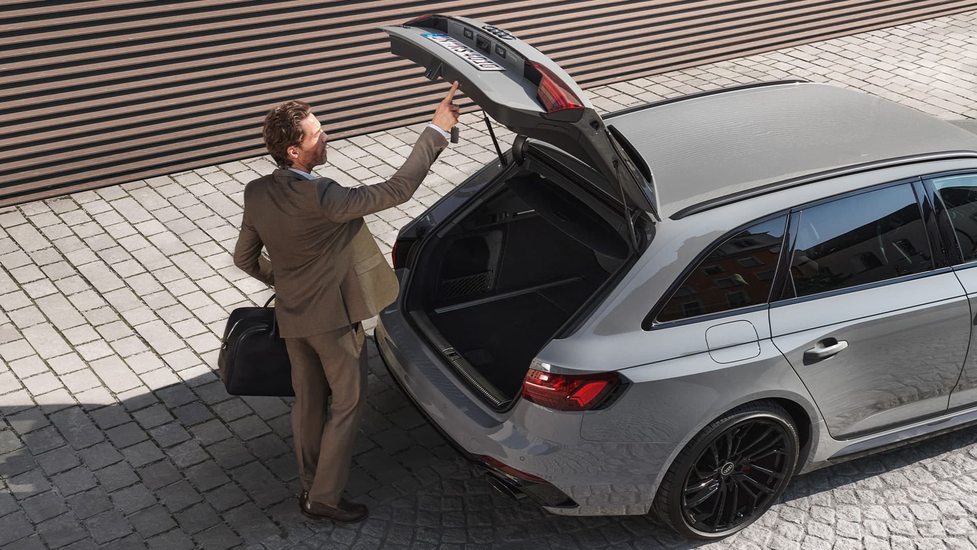 2024 Audi RS 4 Avant TFSI quattro tiptronic — photo 7