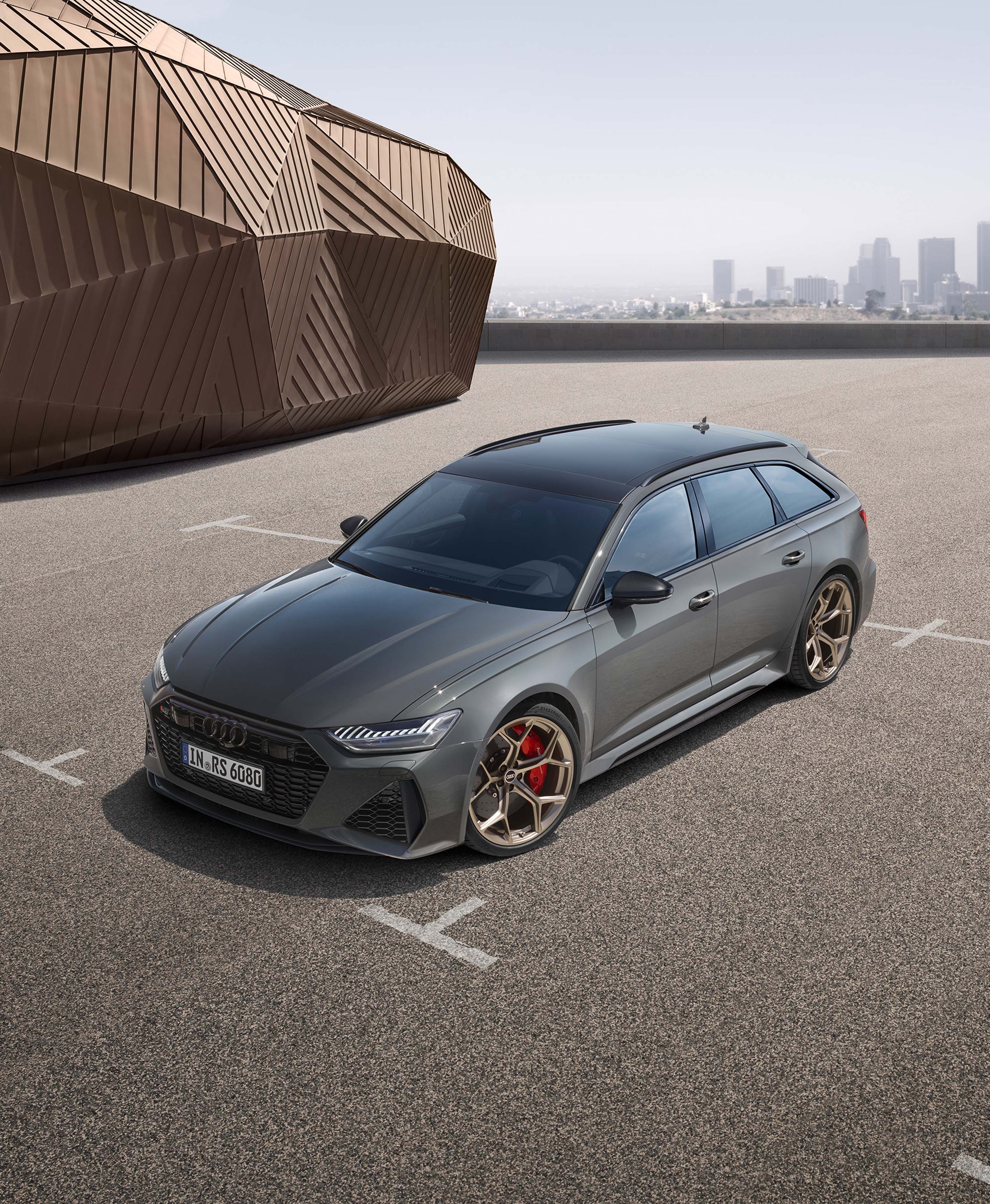 2025 Audi RS 6 Avant Performance 4.0L TFSI V8 Quattro (600 HP) — photo 6