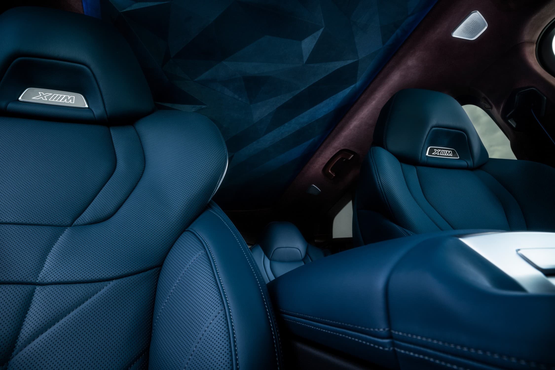 Vehicle gallery image 13