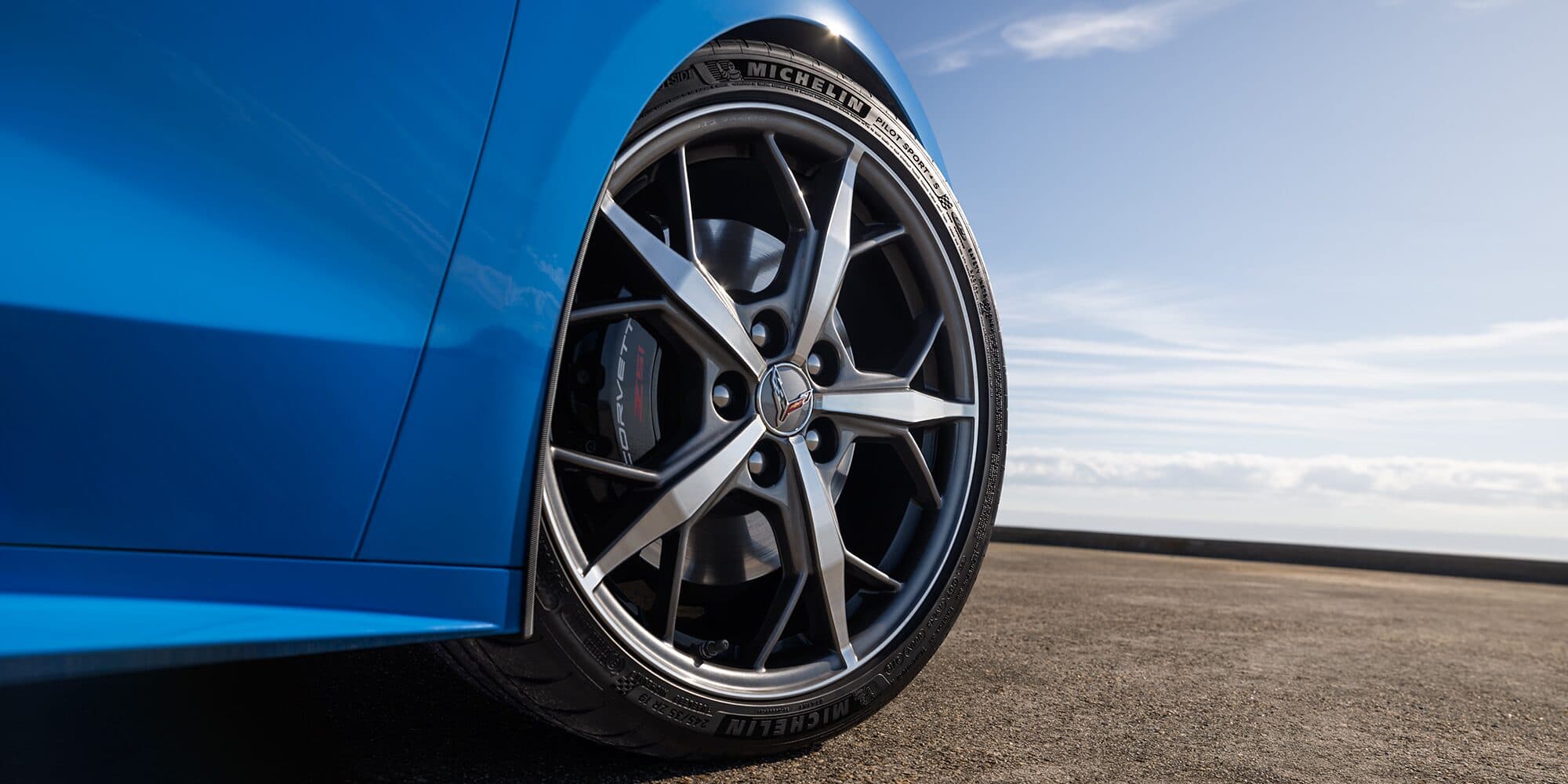 2025 Chevrolet Corvette 6.2L 2LT Convertible — photo 11