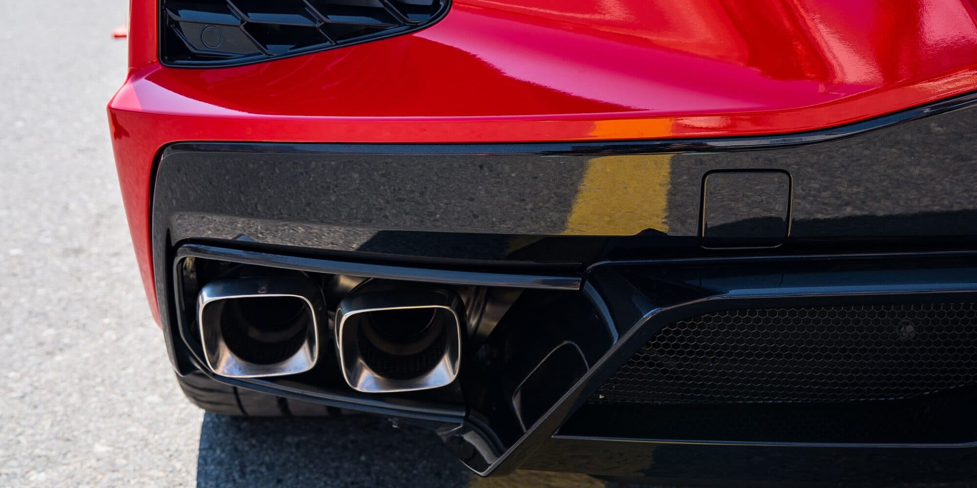 2025 Chevrolet Corvette 6.2L 2LT Convertible — photo 17