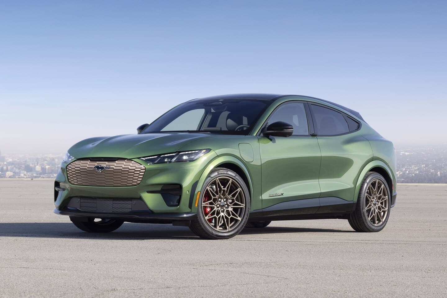 2024 Ford Mustang Mach-E 75.7 kWh (258 hp) Select — photo 1