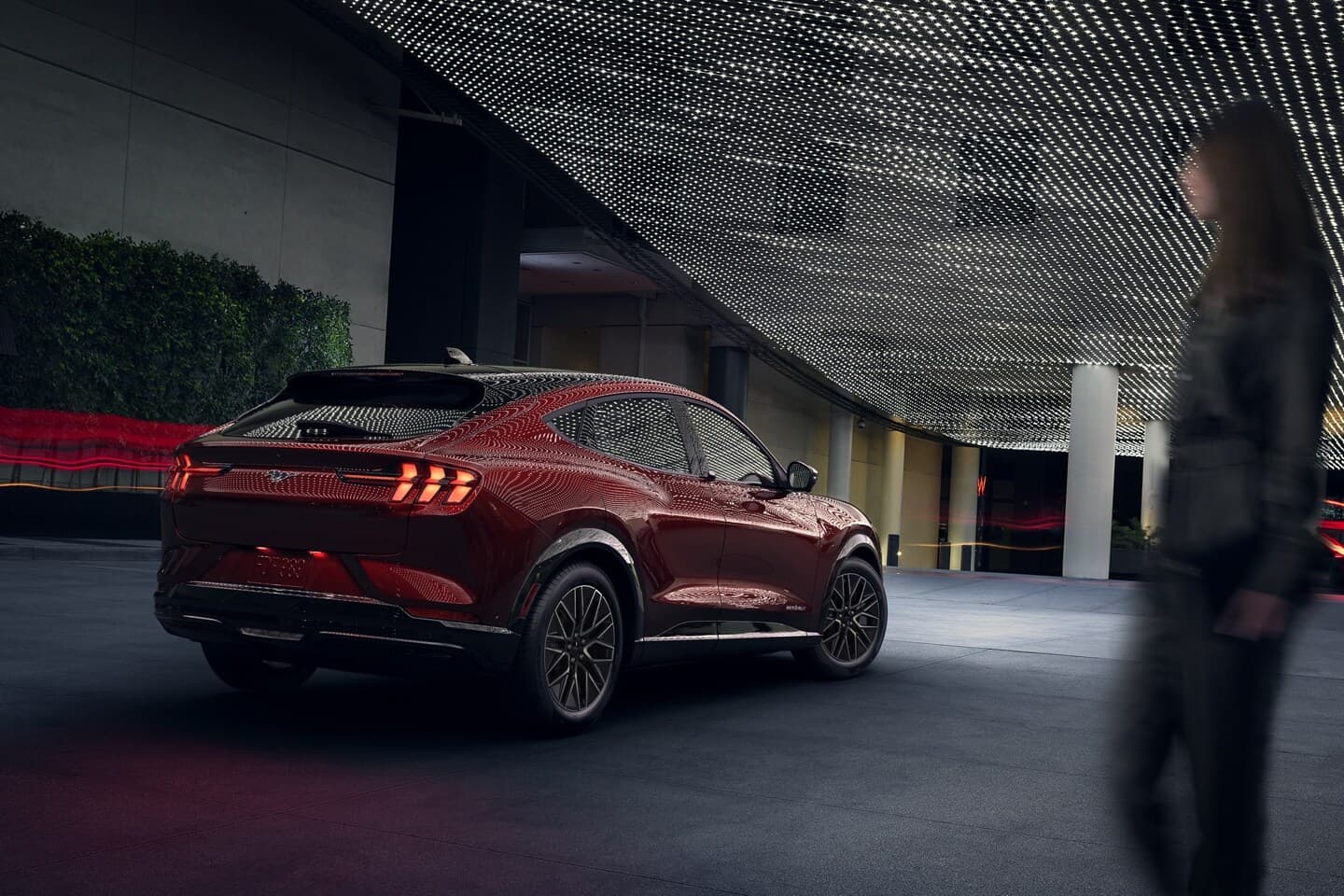 2024 Ford Mustang Mach-E 75.7 kWh (258 hp) Select — photo 6