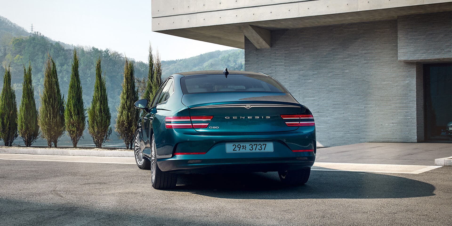 Vehicle gallery image 6