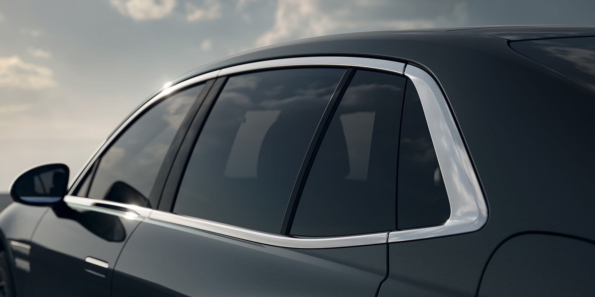 Vehicle gallery image 4