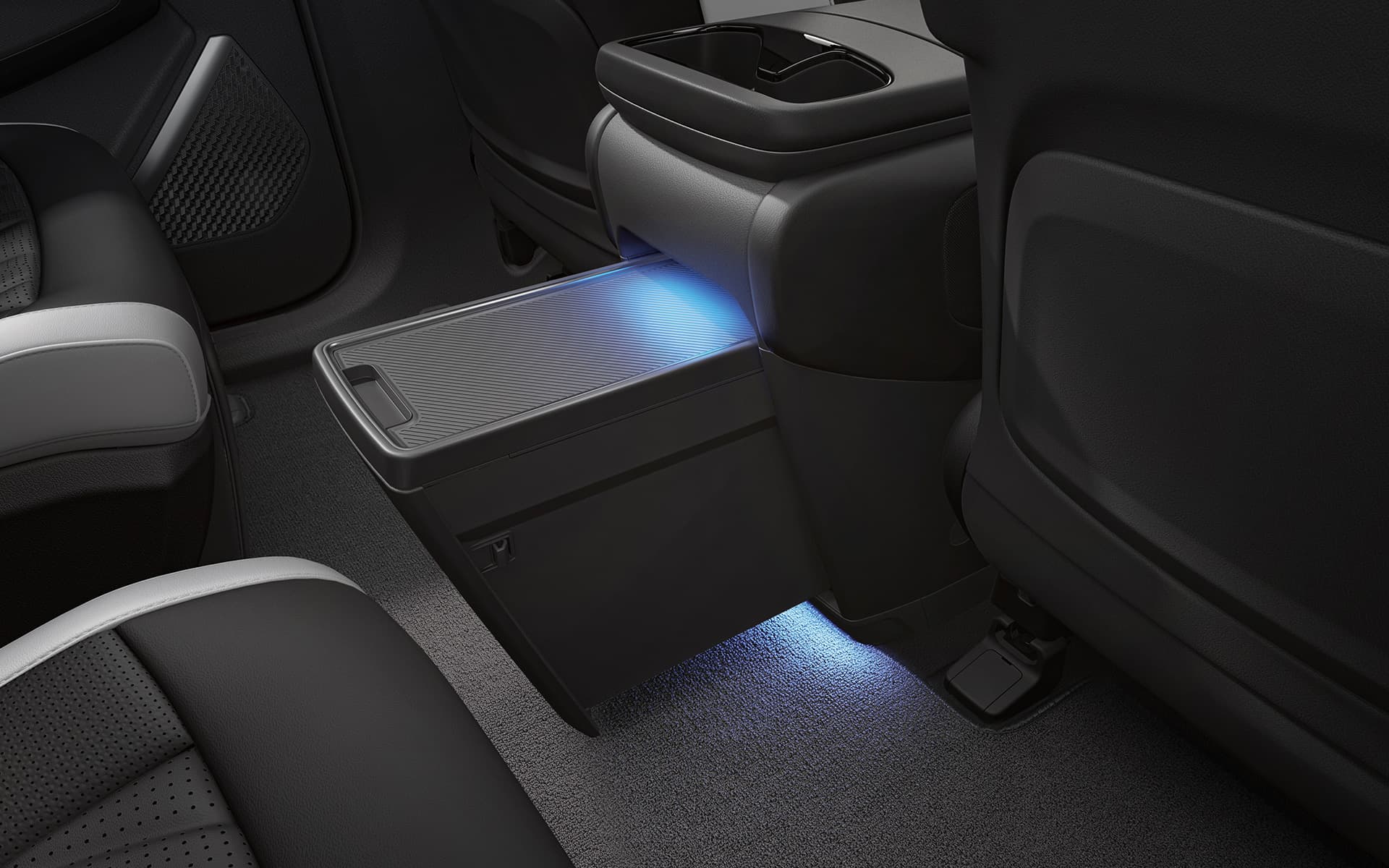 Vehicle gallery image 16