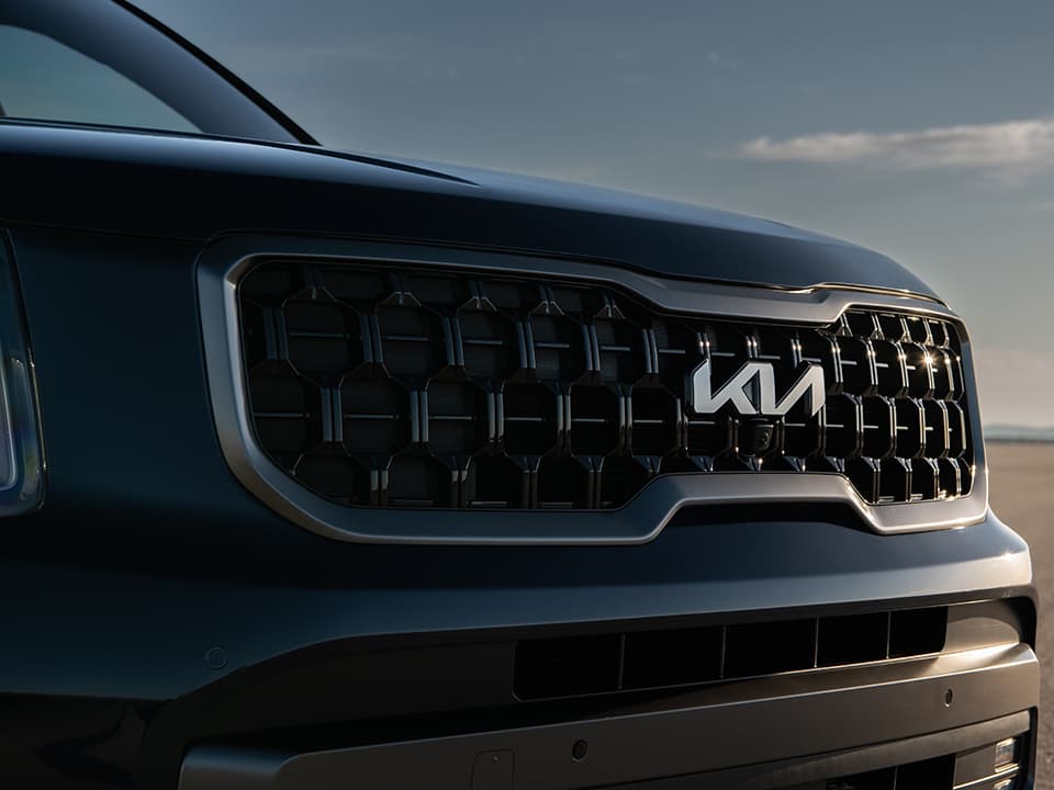 2024 Kia Telluride 3.8L V6 SX (AWD) — photo 2