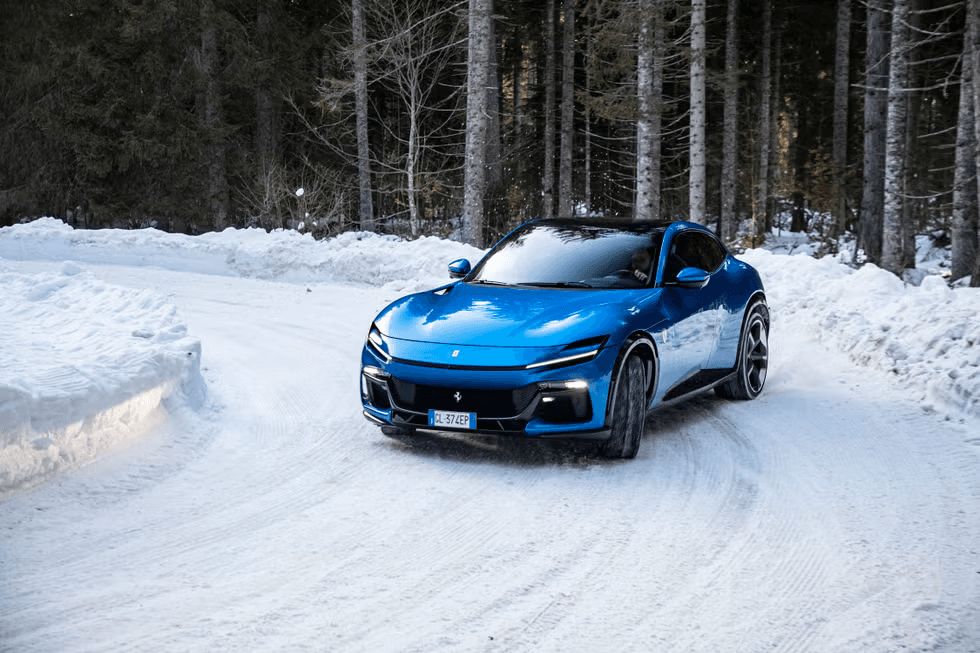 The Super SUV War Heats Up: Ferrari Purosangue Sets a New Benchmark in the UAE — cover image