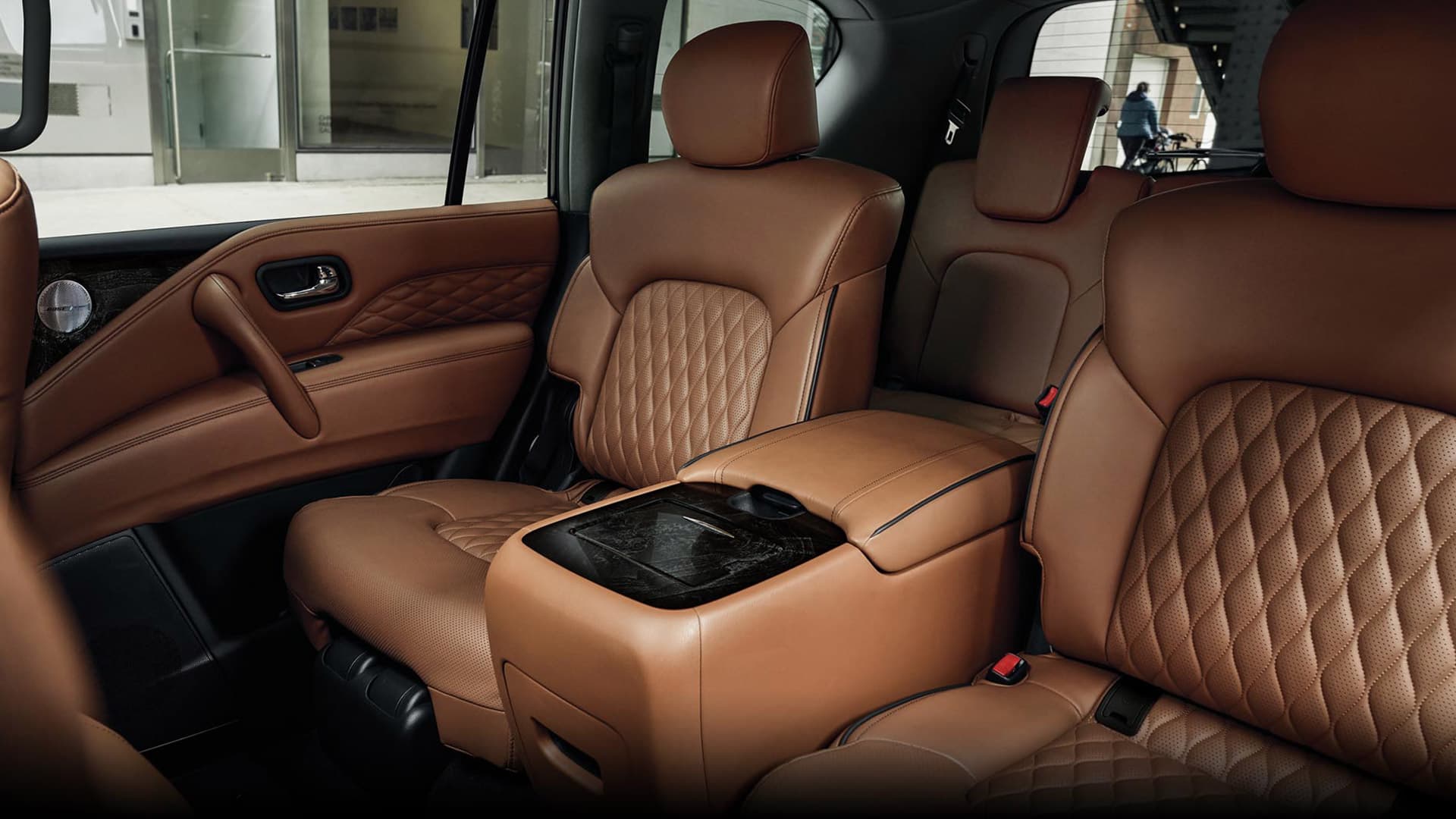 Vehicle gallery image 14