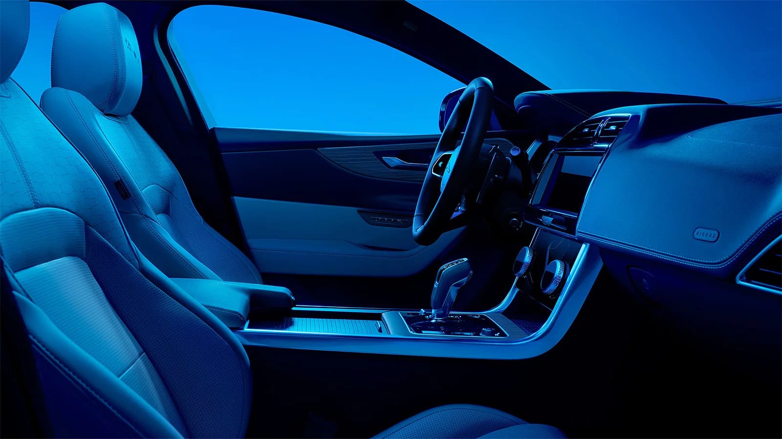 2025 Jaguar XE R-Dynamic Black — photo 10