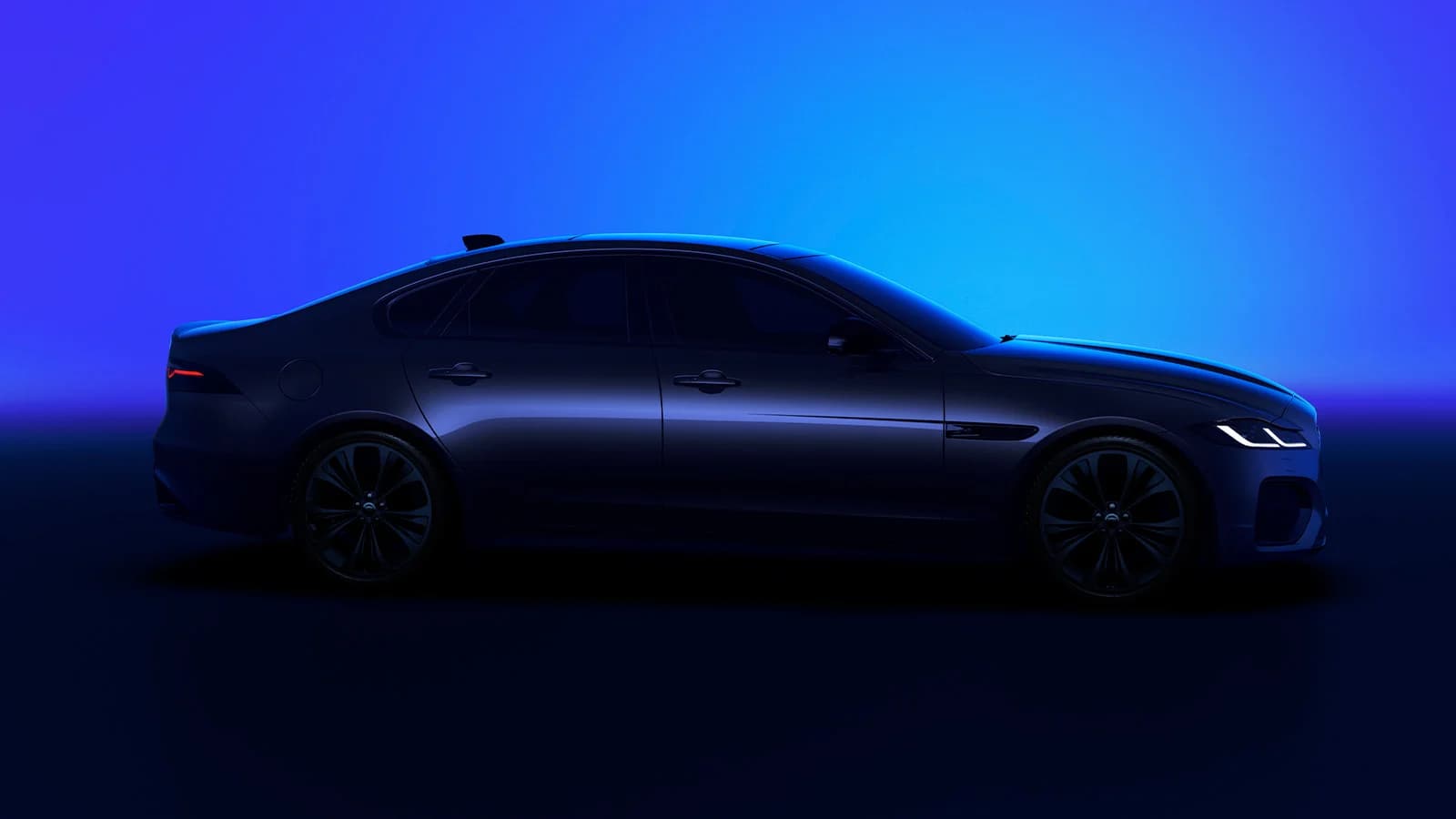 2025 Jaguar XF R-Dyanamic Black — photo 1