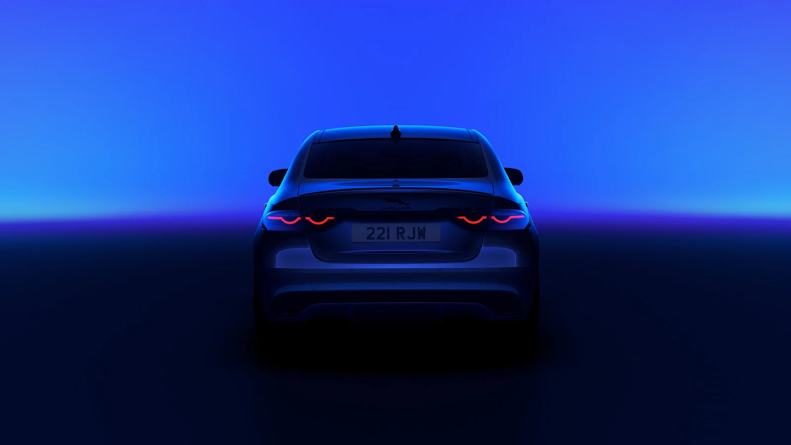2025 Jaguar XF R-Dyanamic Black — photo 2