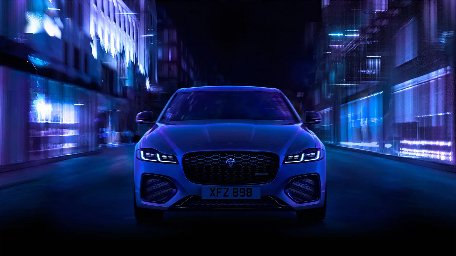 2025 Jaguar XF R-Dyanamic Black — photo 7