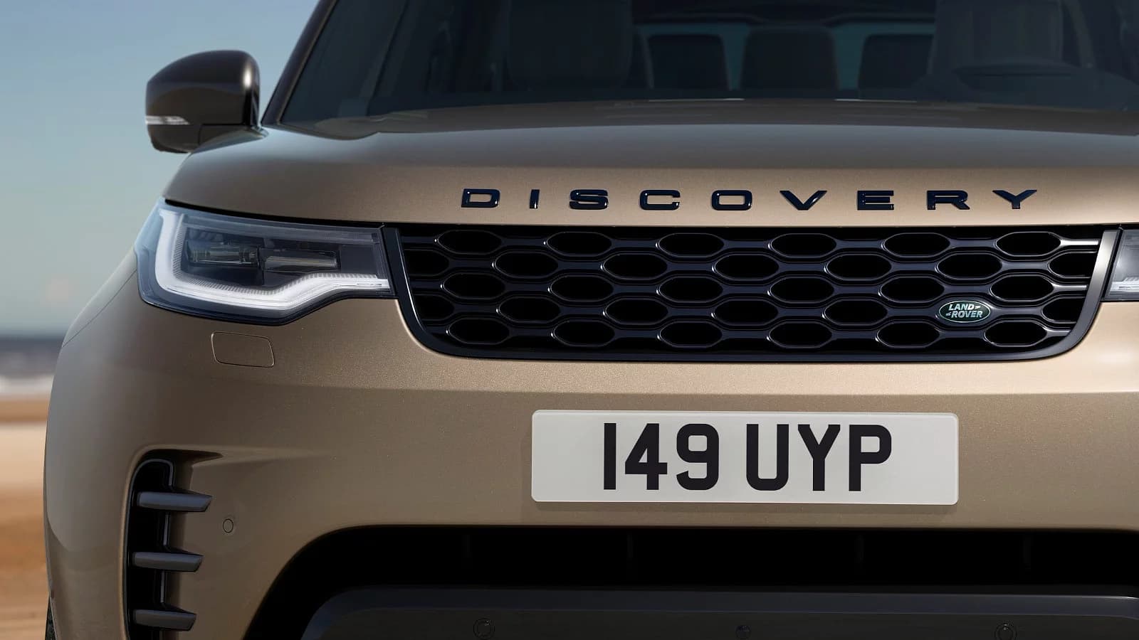 2025 Land Rover Discovery METROPOLITAN EDITION P360 — photo 3
