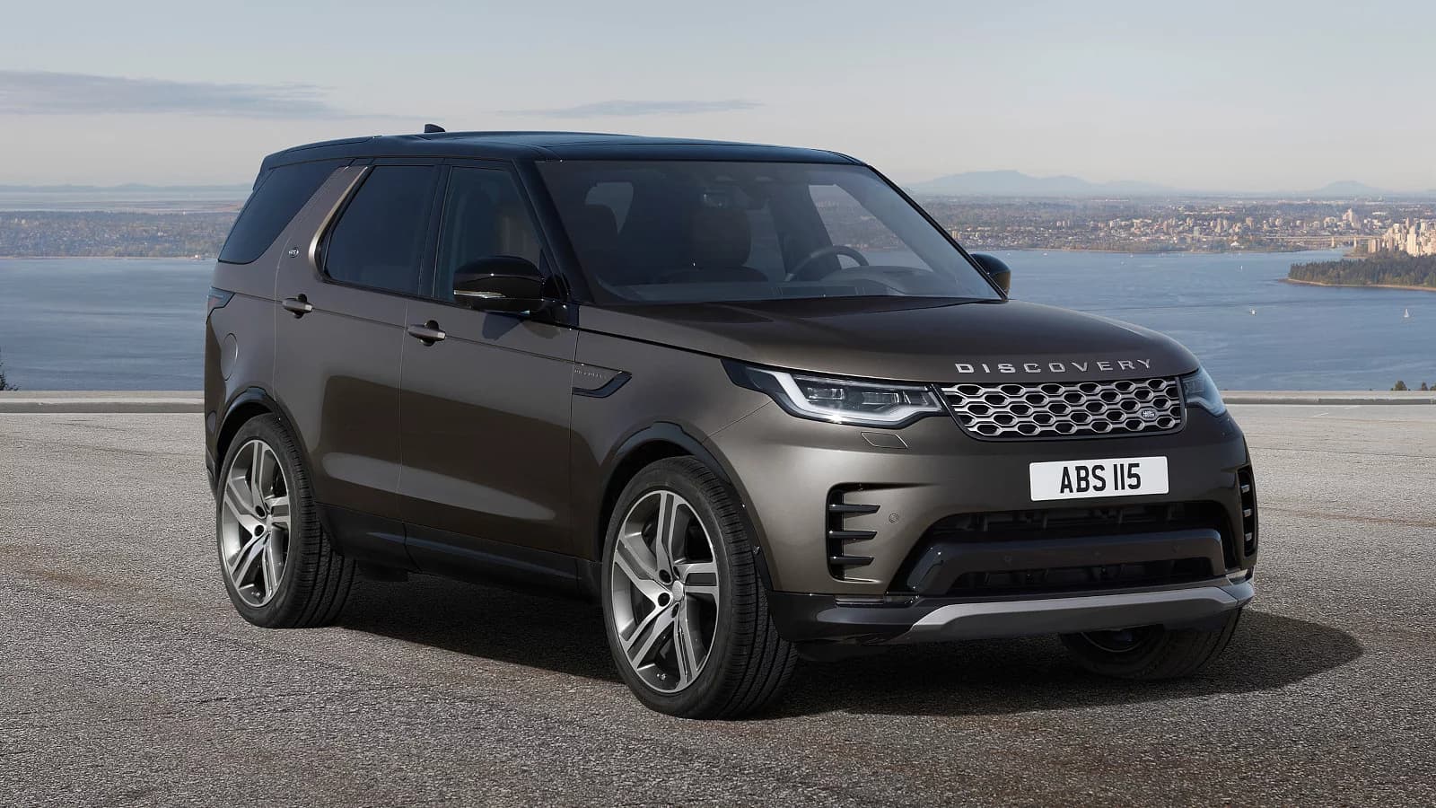 2025 Land Rover Discovery METROPOLITAN EDITION P360 — photo 5