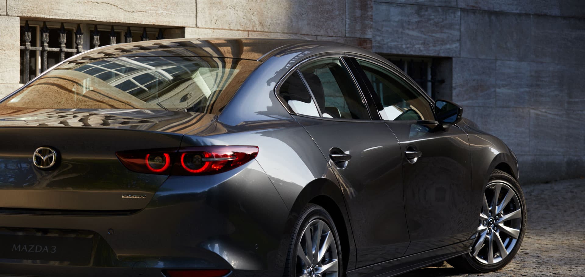 2024 Mazda 3 Sedan 2.0L Evolve — photo 2