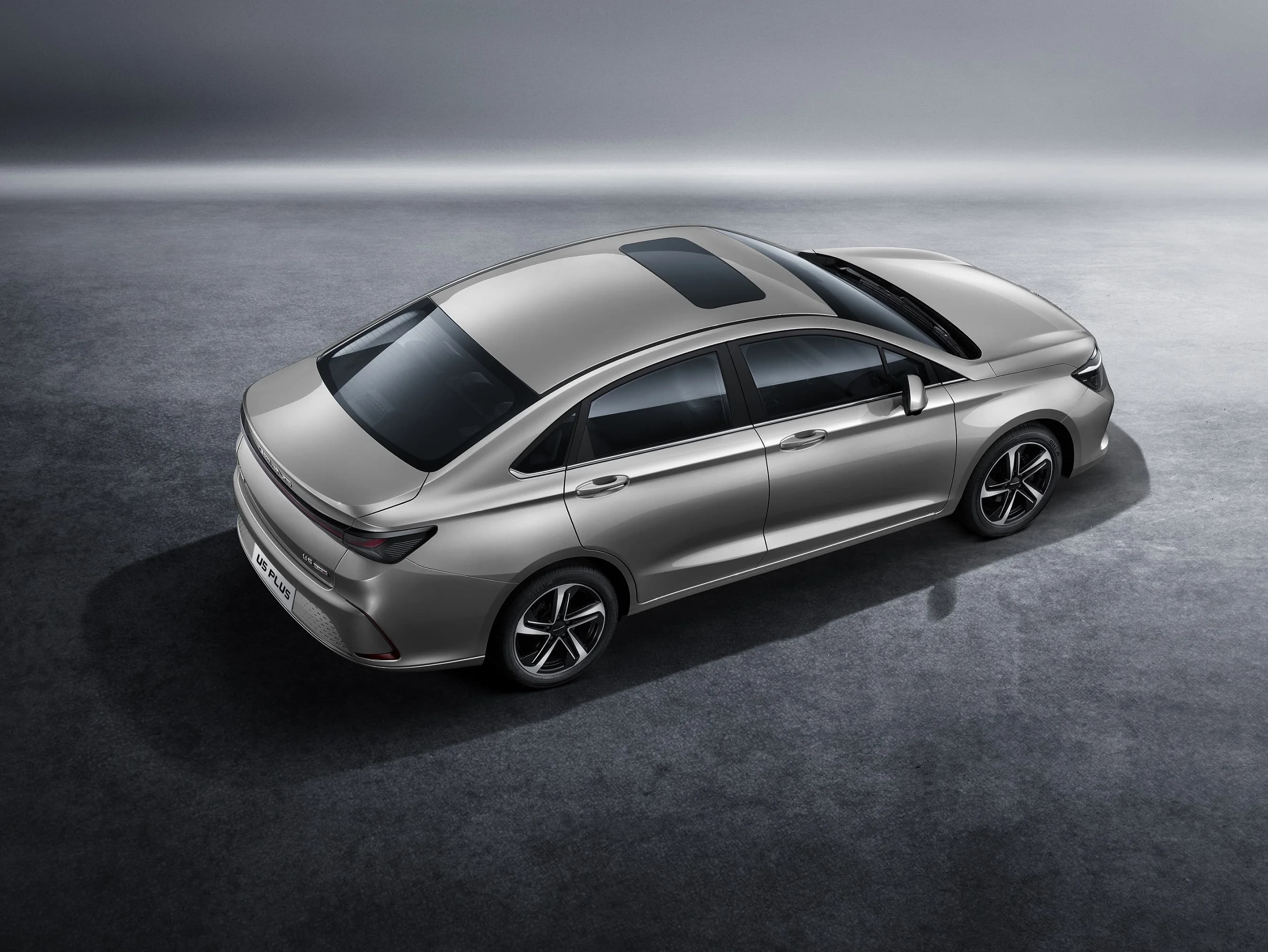 Vehicle gallery image 4