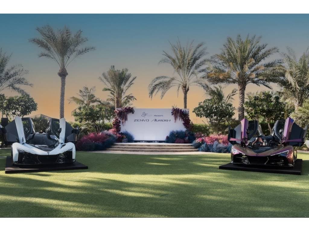 Zenvo Aurora Debuts Stunning New Colours in the UAE — cover image