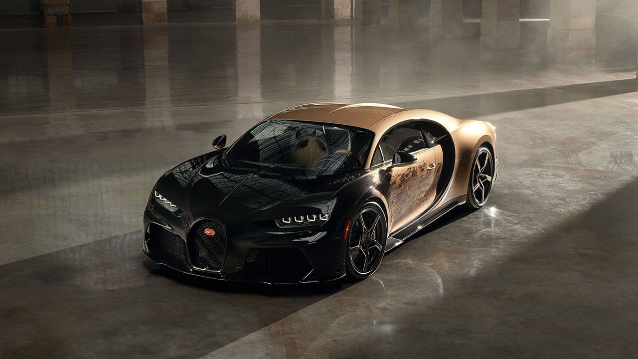 Bugatti Chiron Super Sport Golden Era Is A One-Off Car With Hand-Drawn Sketches As Livery!: cover image