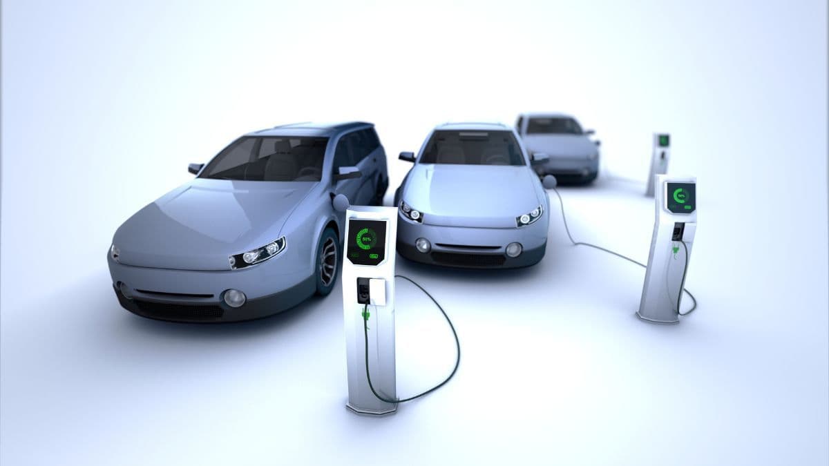 Ten Points To Consider Before Buying An Electric Car In The UAE! — cover image