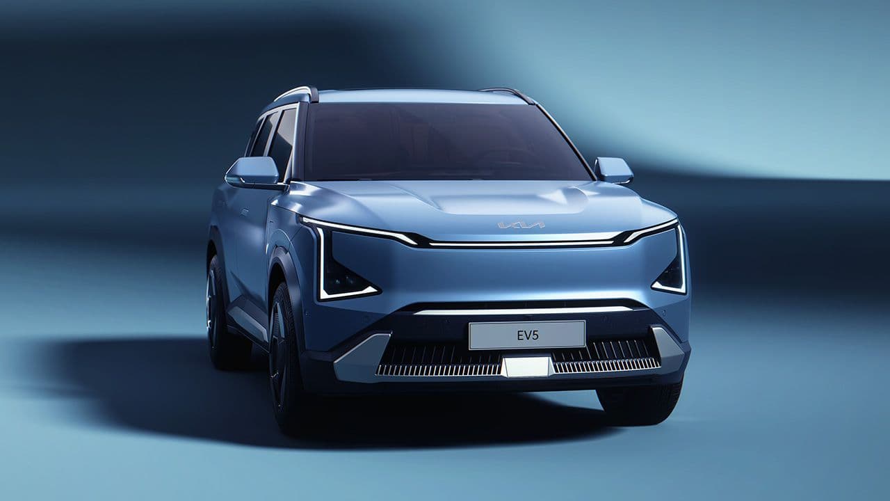 2024 Kia EV5 Electric SUV Production Version Breaks Cover! — cover image