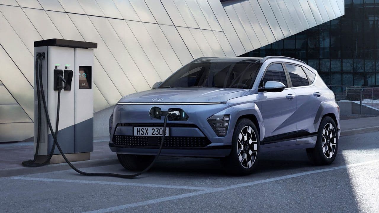 Is It The Right Time To Get An Electric Car As Your Daily Driver In The UAE? — cover image