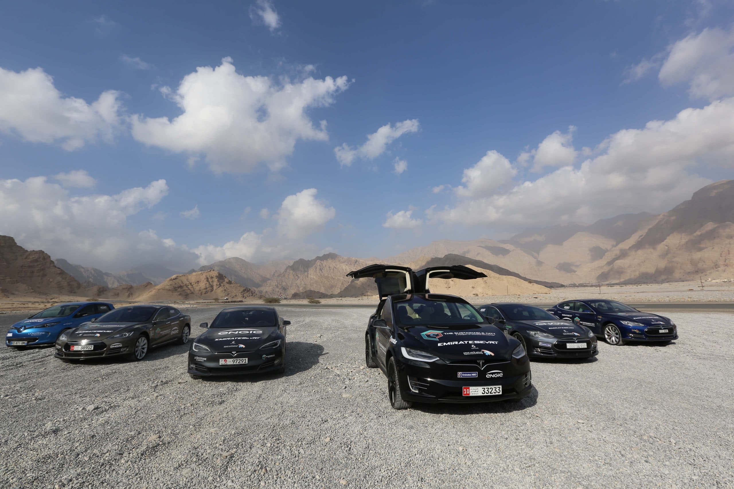 UAE Drag Race: Electric Car Vs Petrol Car — cover image