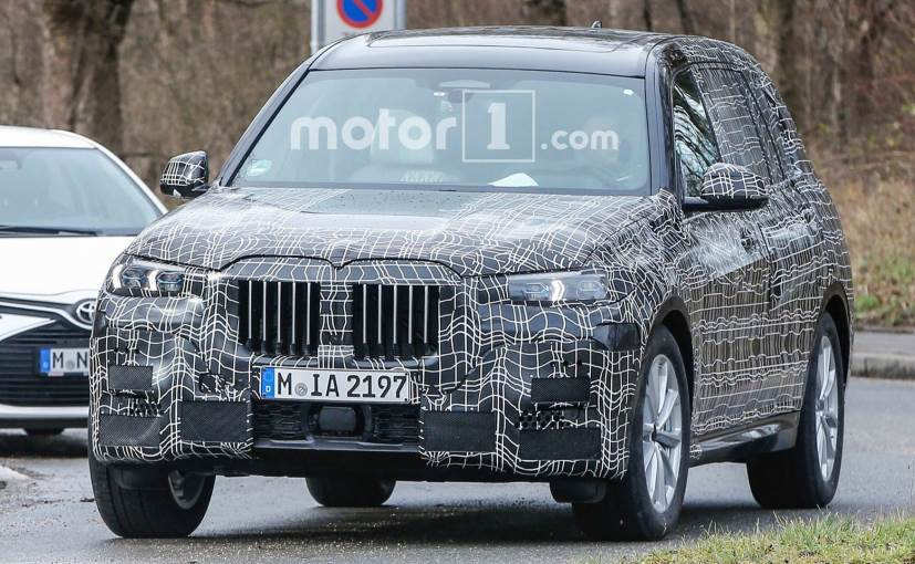 Production-Ready Prototype of New BMW X7 Spotted — cover image