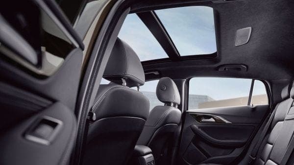 2020 Infiniti QX30 2.0T Luxe Sensory (AWD) — photo 8