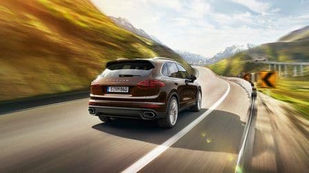 2020 Porsche Cayenne Base — photo 3