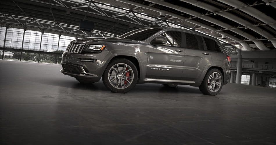 2021 Jeep Grand Cherokee 3.6L Laredo 4x2 — photo 2
