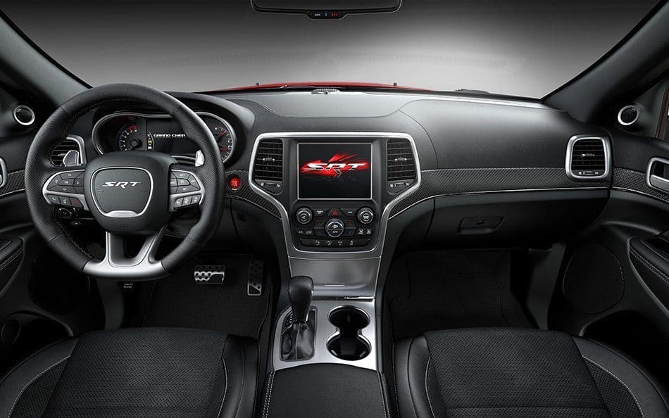 2021 Jeep Grand Cherokee 3.6L Laredo 4x2 — photo 3