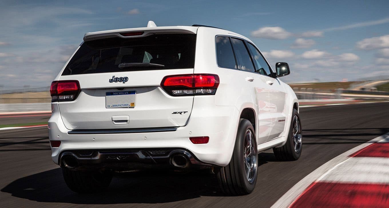 2021 Jeep Grand Cherokee 3.6L Laredo 4x2 — photo 8