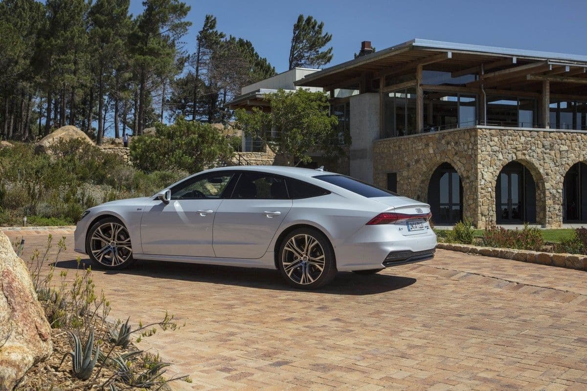 2022 Audi A7 Sportback 45 TFSI quattro (245 HP) — photo 9