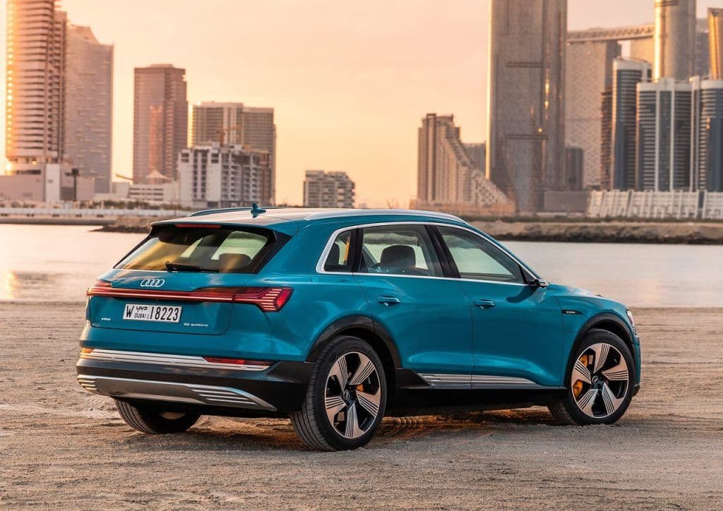 2022 Audi E-Tron 95 kWh Quattro — photo 15