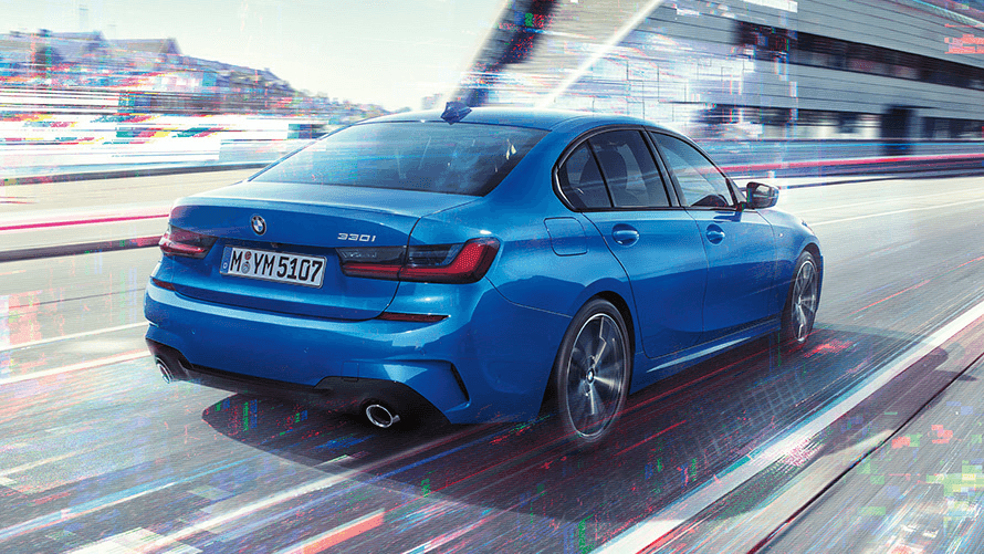 2022 BMW 3 Series Sedan 330i — photo 3