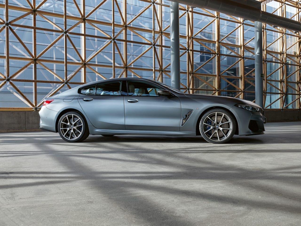 2022 BMW 8 Series Gran Coupe 840i — photo 2