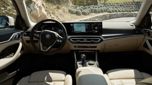 2022 BMW i4 eDrive40 — photo 17