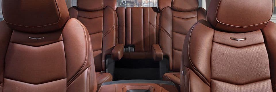 2022 Cadillac Escalade 6.2L Luxury — photo 4