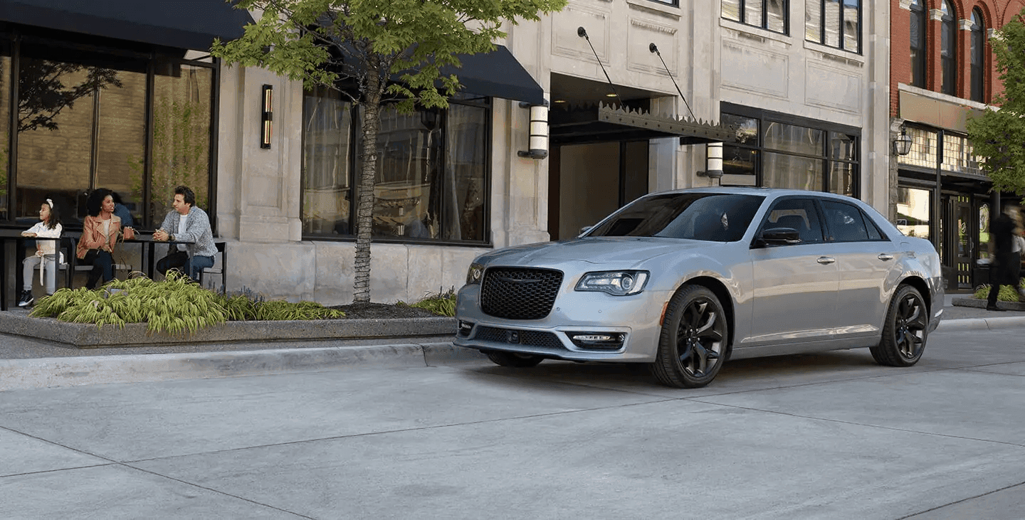 Vehicle gallery image 12
