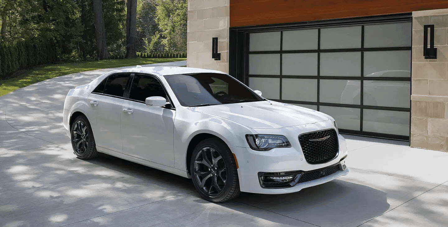 Vehicle gallery image 2