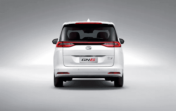 Vehicle gallery image 2