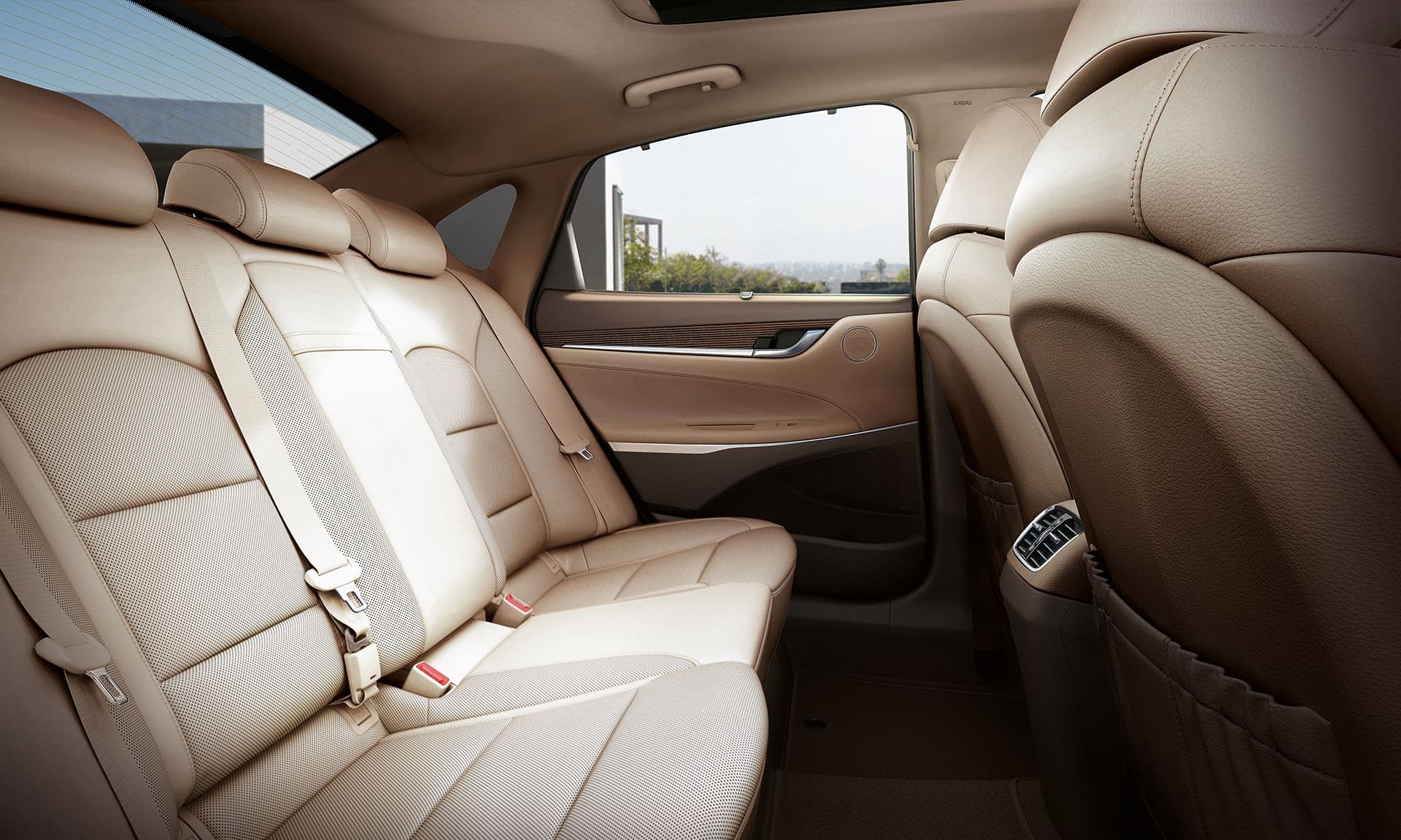 Vehicle gallery image 25