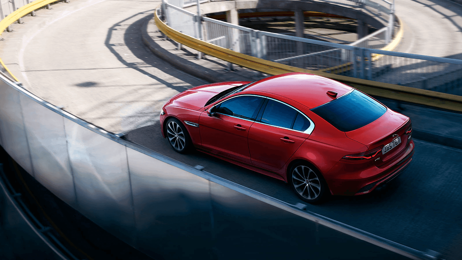 2022 Jaguar XE 2.0T SE (250 PS) — photo 9