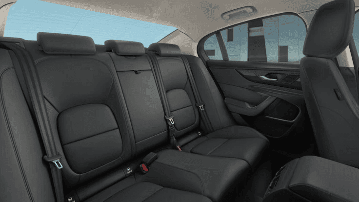 2022 Jaguar XE 2.0T SE (250 PS) — photo 1