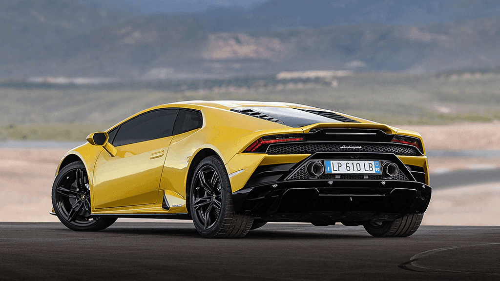 2022 Lamborghini Huracan STO — photo 2