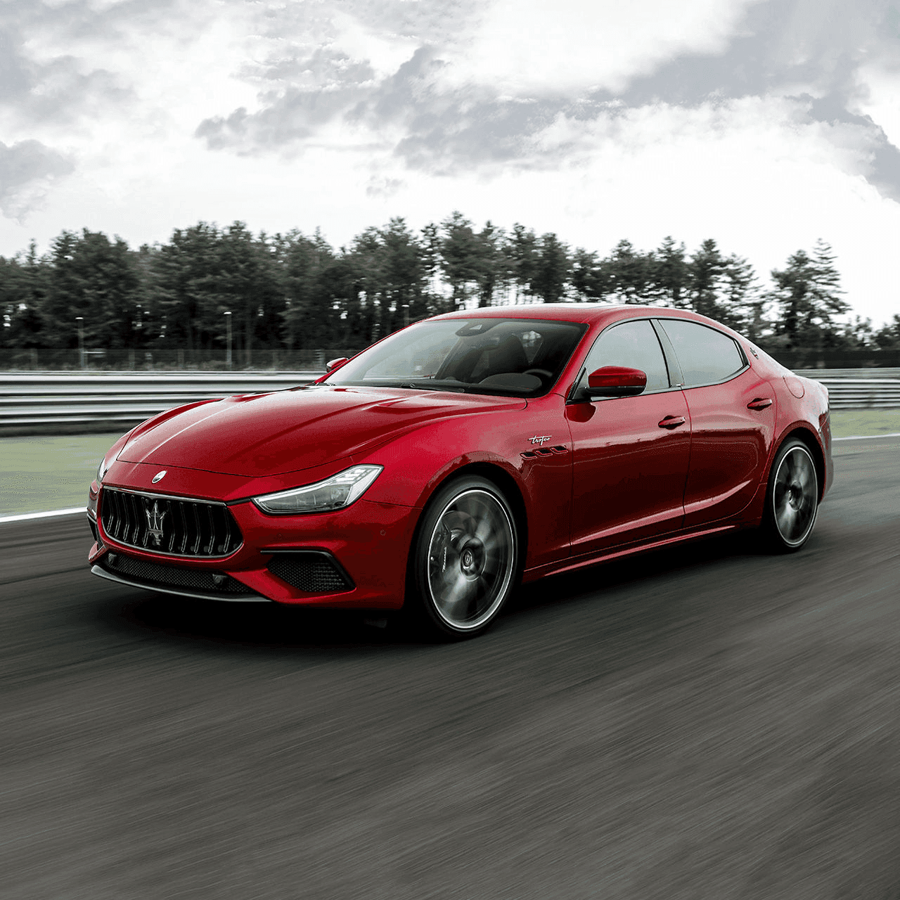 2022 Maserati Ghibli GT Hybrid — photo 4
