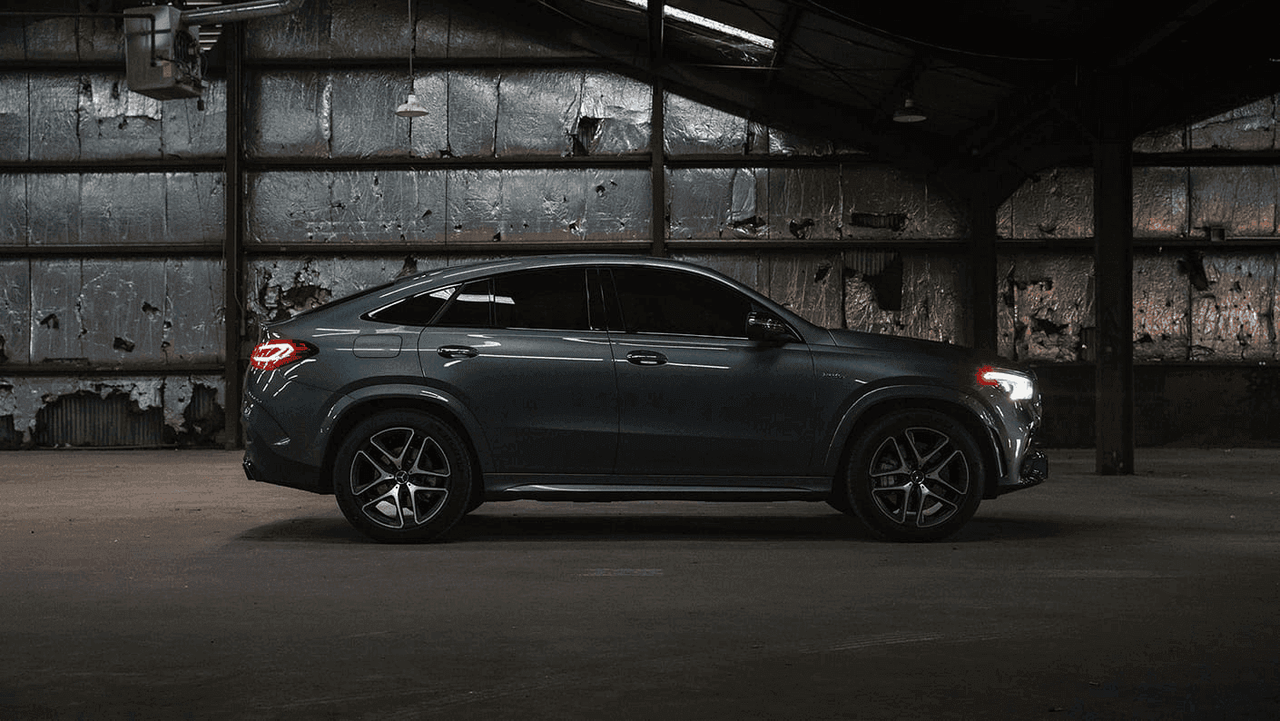 Vehicle gallery image 16